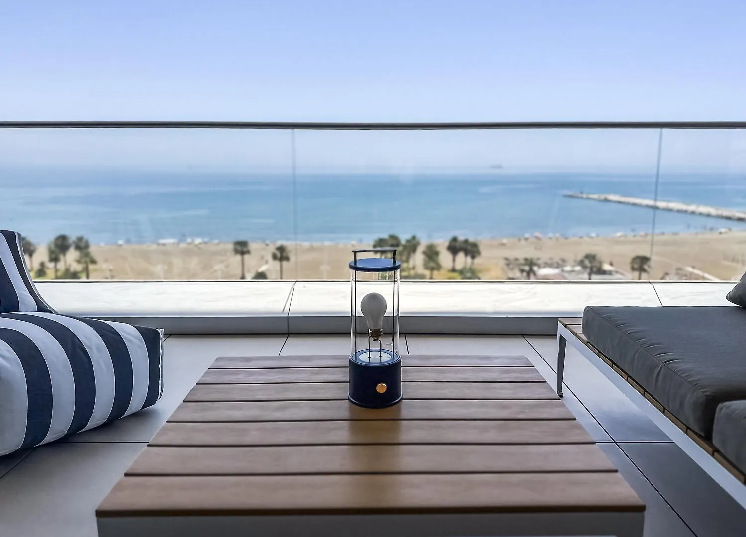 Apartamento -Malagasunapts-Tower Living Sea Views Pool Gym Park