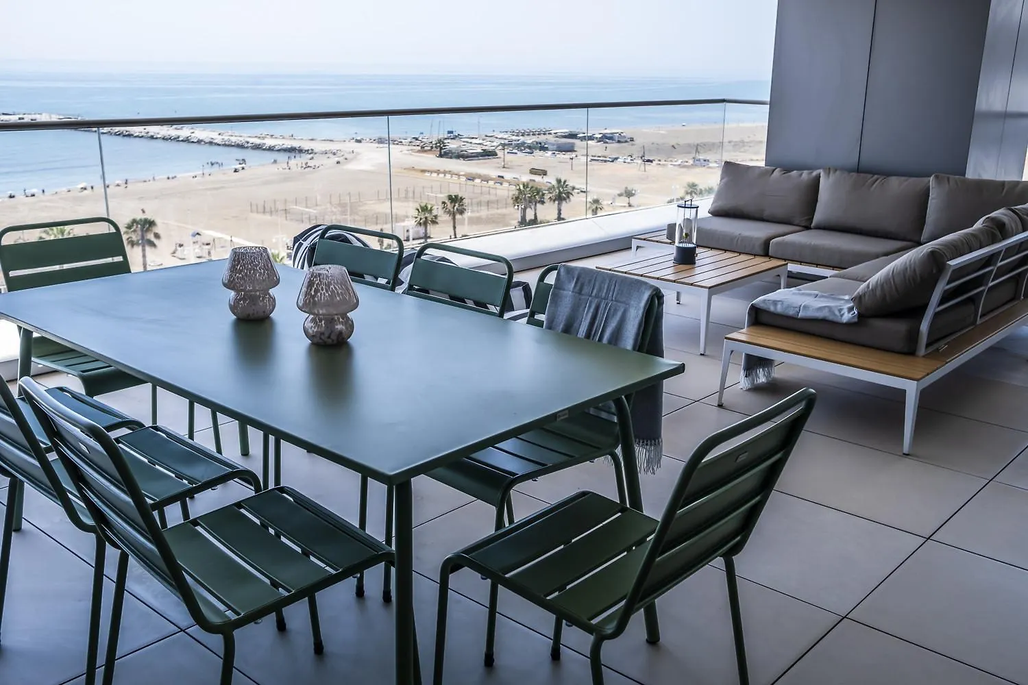 Apartamento -Malagasunapts-Tower Living Sea Views Pool Gym Park