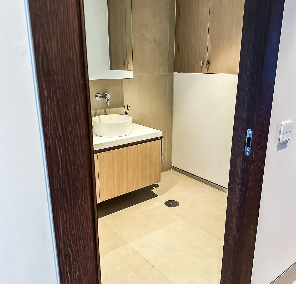 -Malagasunapts-Tower Living Sea Views Pool Gym Park Apartment Spain
