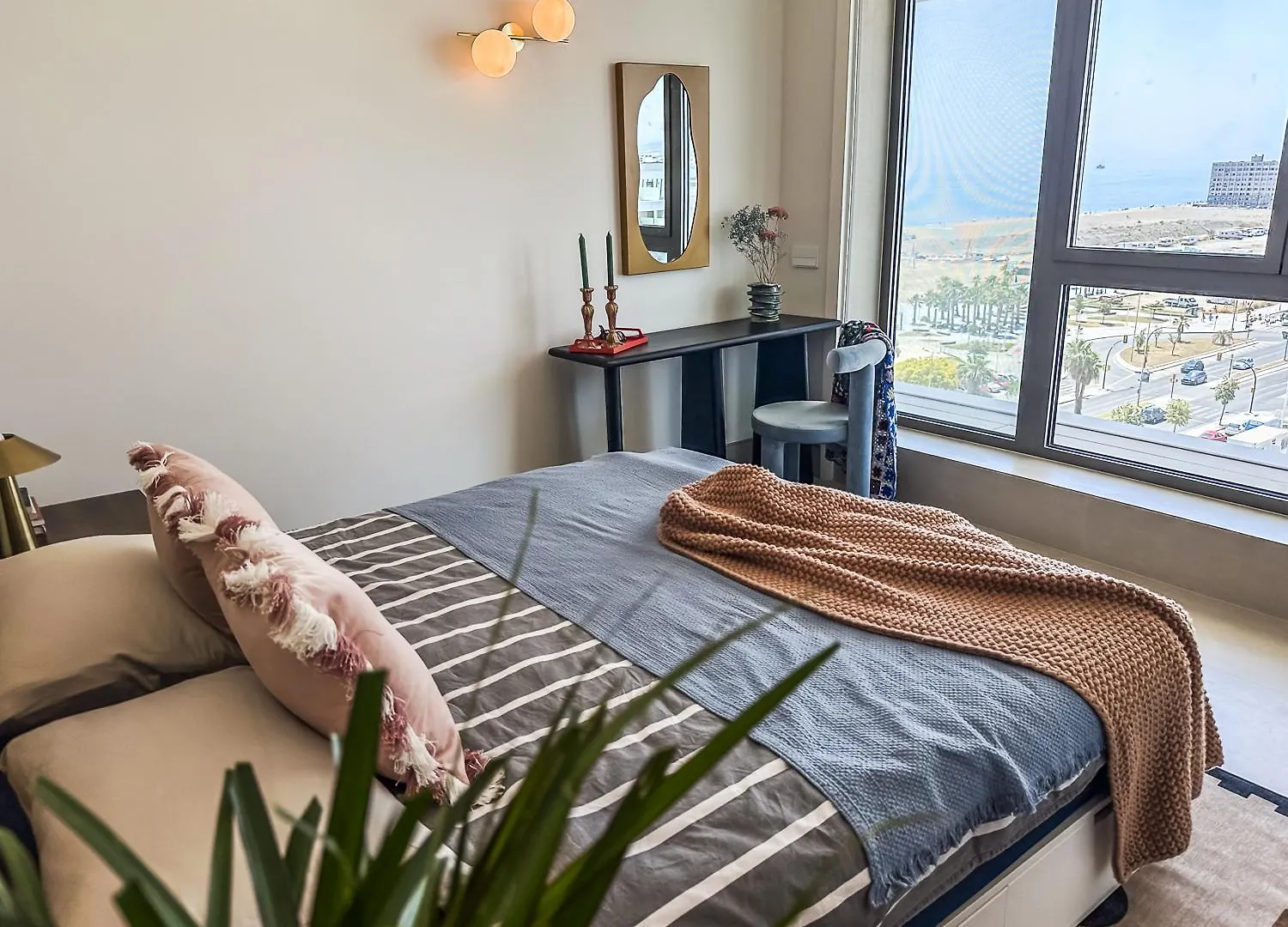 -Malagasunapts-Tower Living Sea Views Pool Gym Park Apartment Malaga